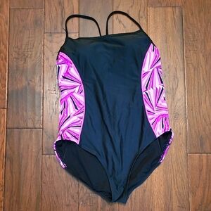Catalina women's Swimsuit Size XL (16-18)